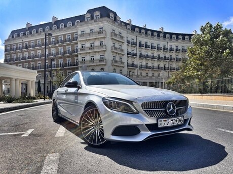 Mercedes C 300
