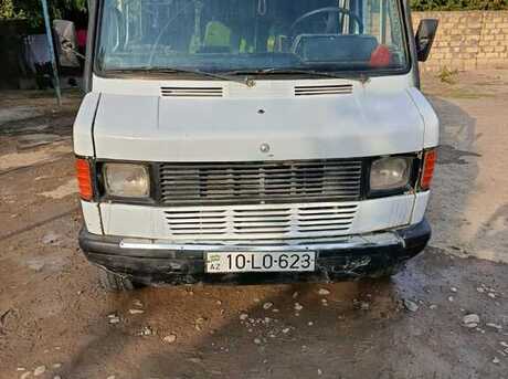 Mercedes 208 D 1993