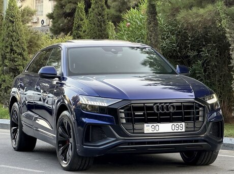 Audi Q8