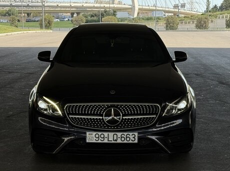 Mercedes E 300