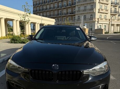 BMW 330