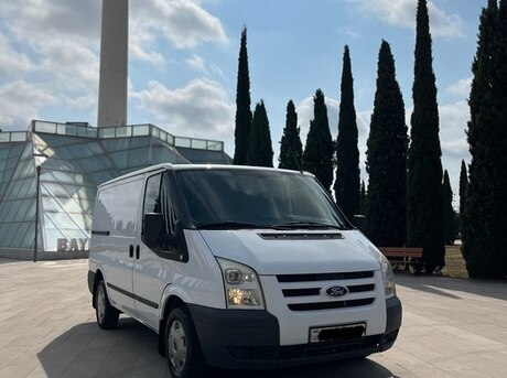 Ford Transit 2010