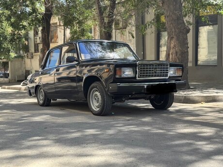 LADA (VAZ) 2107 2010