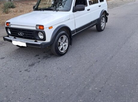 LADA (VAZ) Niva
