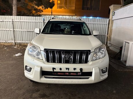 Toyota Land Cruiser Prado 2010