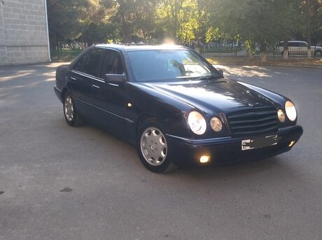 Mercedes E 230 1996