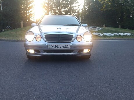 Mercedes E 240 1999