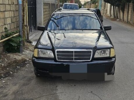 Mercedes C 220