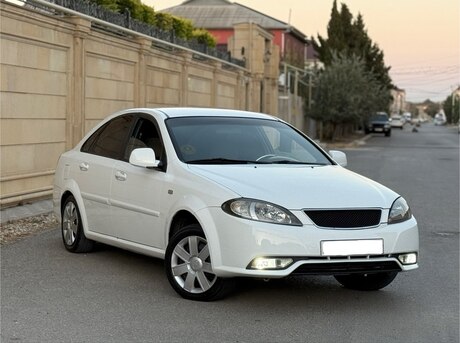 Daewoo Gentra 2014