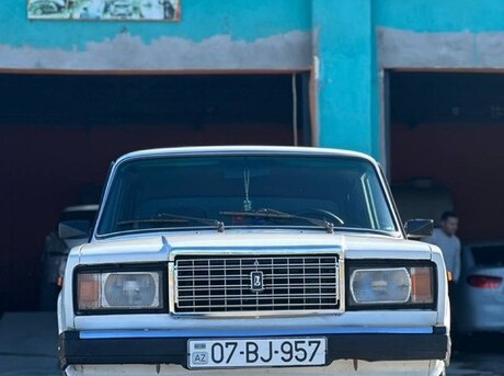 LADA (VAZ) 2107