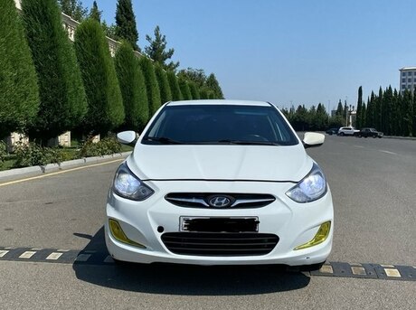 Hyundai Accent 2011