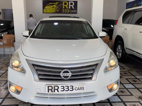 Nissan Altima