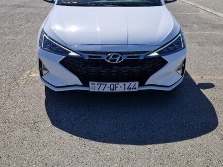Hyundai Elantra 2020