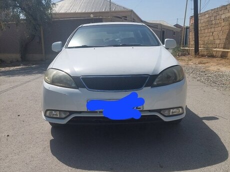 Daewoo Gentra 2014