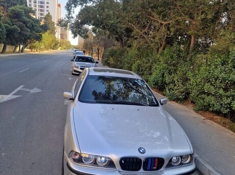 BMW 525 2003