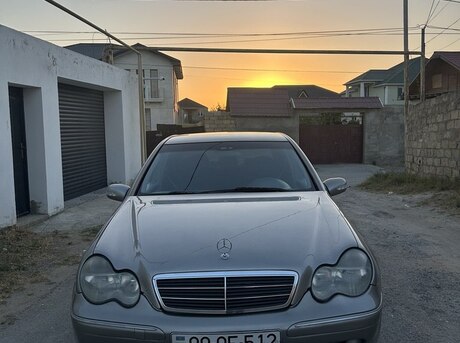 Mercedes C 220 2003
