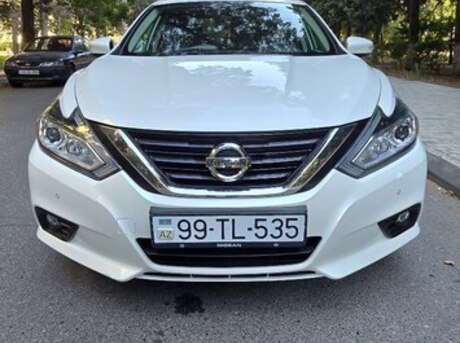 Nissan Altima