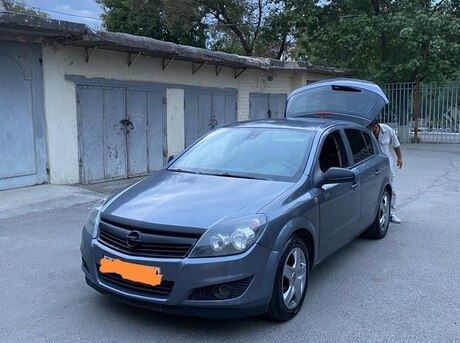 Opel Astra 2007