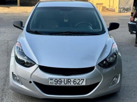 Hyundai Elantra 2013