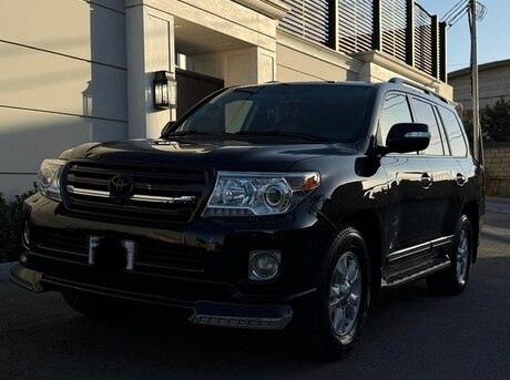 Toyota Land Cruiser 2010