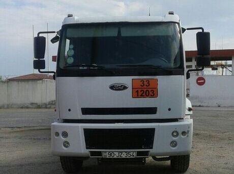 Ford Cargo