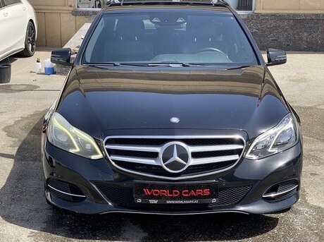 Mercedes E 220
