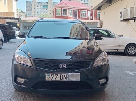 Kia  2011