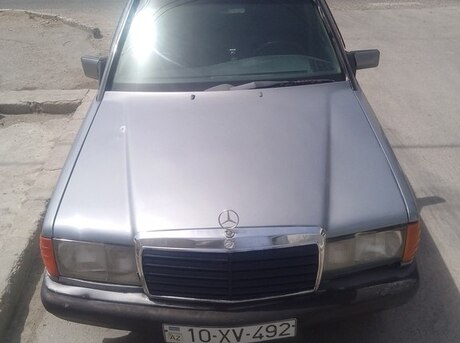 Mercedes 190 1990