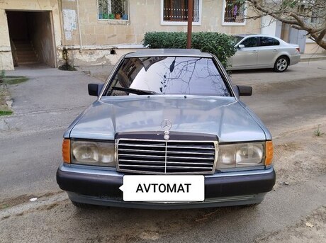Mercedes 190