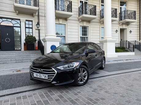 Hyundai Elantra