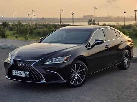 Lexus ES 300h
