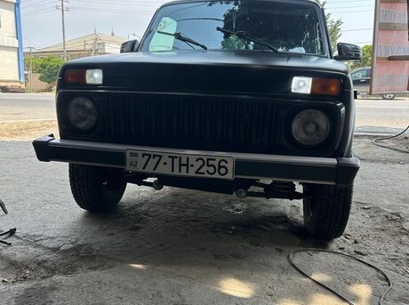 LADA (VAZ) Niva 2013