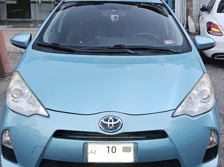 Toyota Prius C 2013