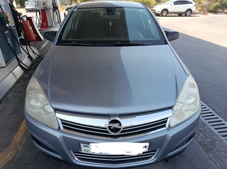 Opel Astra 2008