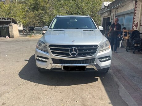 Mercedes ML 300 4MATIC 2012
