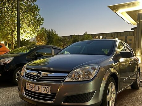 Opel Astra 2007