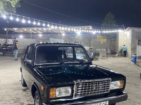 LADA (VAZ) 2107