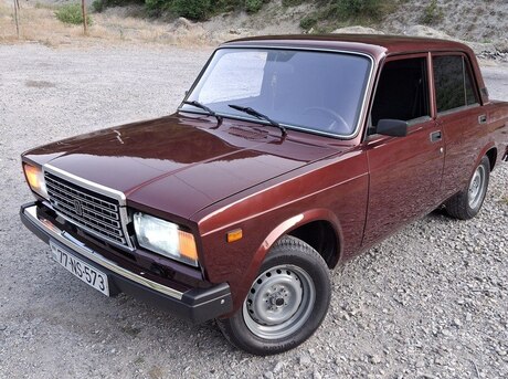 LADA (VAZ) 2107