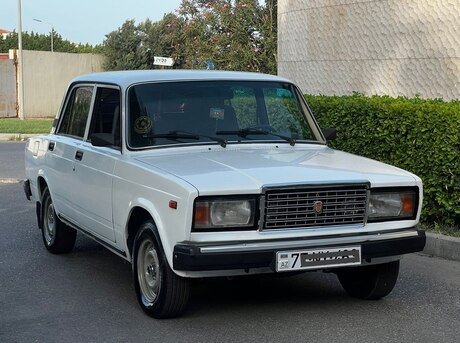 LADA (VAZ) 2107 2004