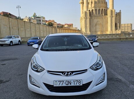 Hyundai Avante 2015