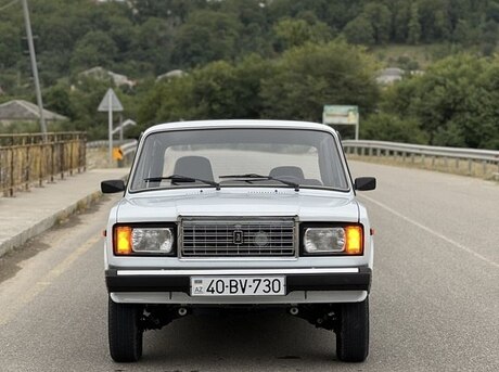 LADA (VAZ) 2107
