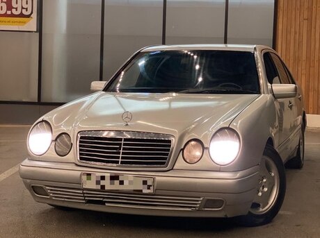 Mercedes E 220 1998