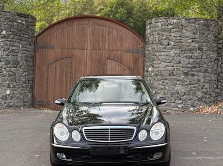 Mercedes E 240 2005