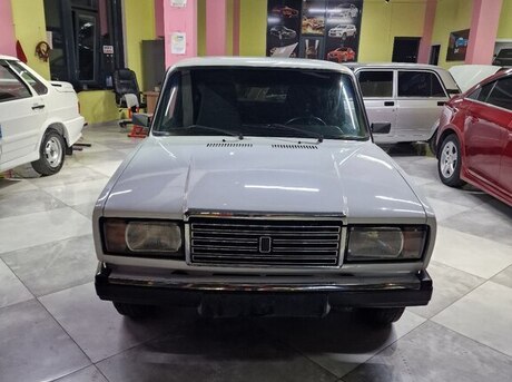 LADA (VAZ) 2107