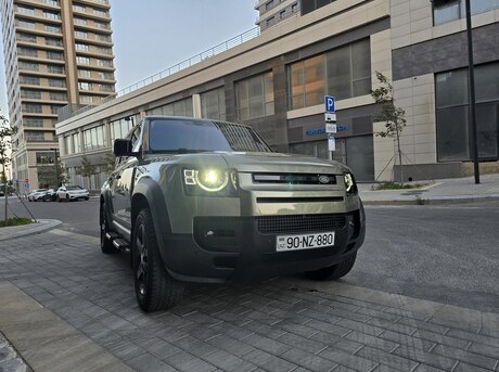 Land Rover Defender 2020