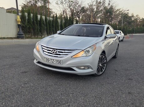 Hyundai Sonata 2012