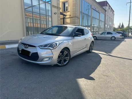 Hyundai Veloster 2012