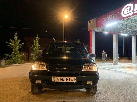 Chevrolet Niva 2005