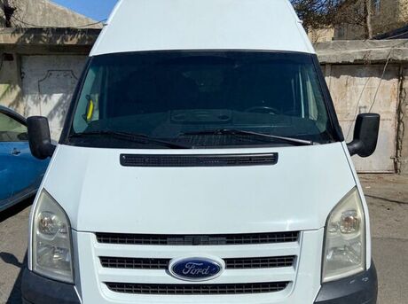 Ford Transit 2011