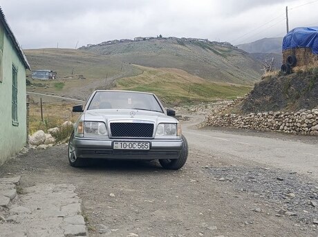 Mercedes E 220 1994